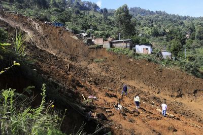 The death toll in a landslide in Colombia rises to 22 with 8 missing