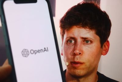 Meta Exec Dismisses OpenAI's Sam Altman's Claims of $100 Million Signing Bonuses: 'Sam Is Just Being Dishonest Here'