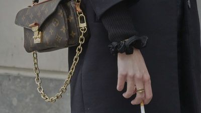 France to ban smoking in schools, parks, beaches to protect children
