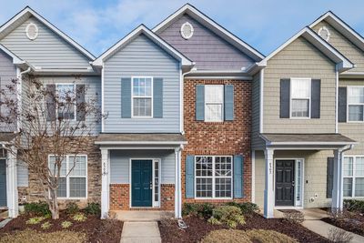 10 Signs the Middle Class Is Vanishing in Real Time