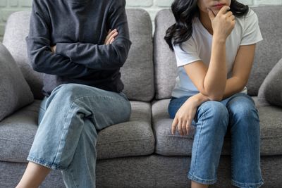 8 Things That Make Adult Siblings Resent Each Other for Life