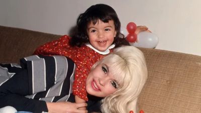 Mariska Hargitay's documentary My Mom Jayne debuts on HBO and Max tonight