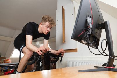 More bang for your bucks – does indoor cycling really offer a harder workout than an outdoor ride