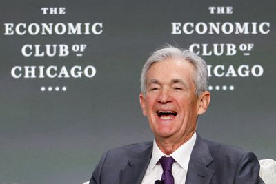 A shadow Fed chief could lead to a 'revolt' on the FOMC against Powell's successor, former vice chair warns