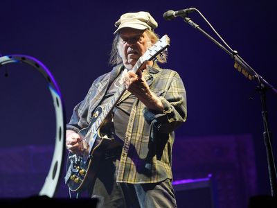 Neil Young at Glastonbury review: did this show even happen?