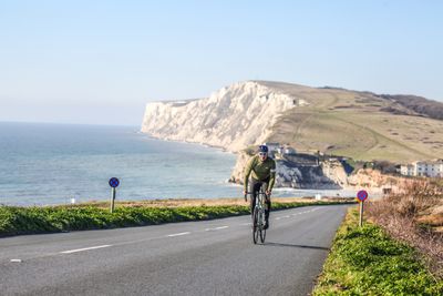 Hunting an Eagle on the Isle of Wight - how a bike ride got me hooked on finding Britain's biggest bird of prey