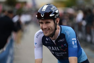 Canadian Road Championships: Derek Gee solos to first road race title