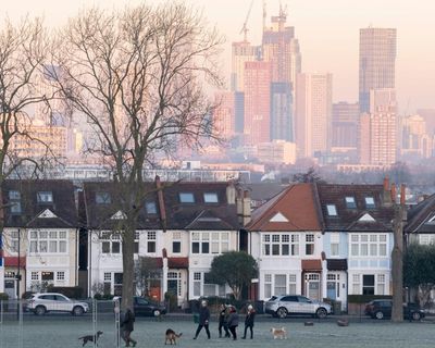 Calls to clean up England’s ‘toxic air’ as GP visits for asthma attacks rise 45%