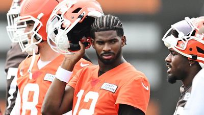 Deshaun Watson Has Taken Shedeur Sanders 'Under His Wing' in Browns QB Room
