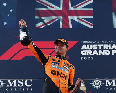 Norris holds off Piastri to win Austrian F1 GP after Verstappen crashes out early