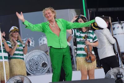 Rod Stewart joined by trio of veteran superstars for rousing Glastonbury set