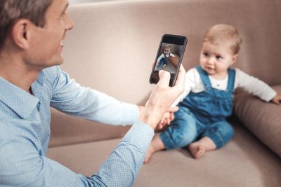 6 Tips for Photographing Kids Who Refuse to Sit Still