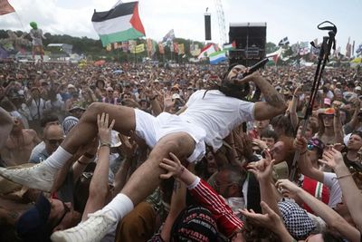 'Death to the IDF,' UK Punk Band Chants During Glastonbury Music Festival