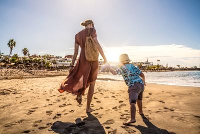 How to save money on your family holiday this summer