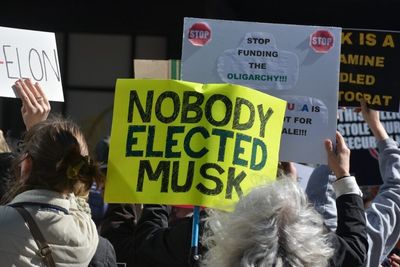 Bill Ackman Demands Funding Disclosure Law After Gemini's Tyler Winklevoss Brands LA Protests 'NGO Funded Propaganda'