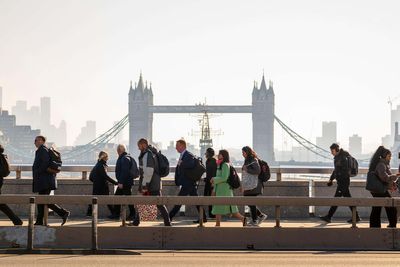 UK economic rebound confirmed as consumer spending strengthens – ONS