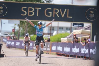 SBT GRVL: Melisa Rollins and Brennan Wertz wrangle wind and late attacks for top honours on new course at Steamboat Springs gravel race
