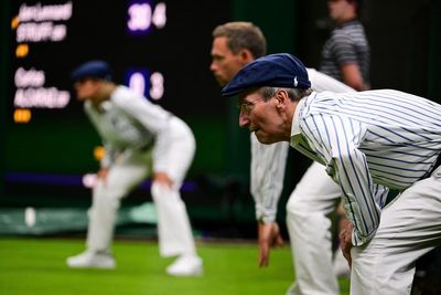 Why are there no line judges at Wimbledon this year?