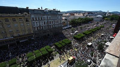 Around 100,000 marched in Budapest Pride, defying government ban