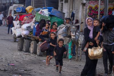 London MPs lead calls for Ukraine-style visa scheme for Gazans with family in the UK to come to Britain