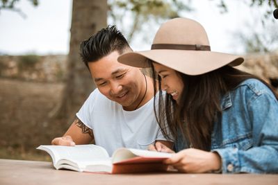 7 Personal Development Books to Read Together as Newlyweds