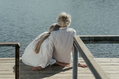 Why Do Some DINKS Retire Broke?