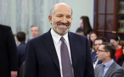 Howard Lutnick's Viral Fed Rant Claims 'Simple Formula' for Rate Cuts—Here's Why Economists Are Cringing