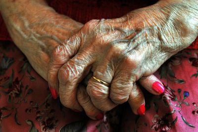 Coroner warns care home of ‘cultural problem’ after patient’s double bed fall