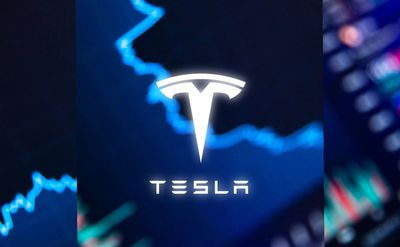 Tesla’s Robotaxi Hype Fuels Bullish Price Targets to $500