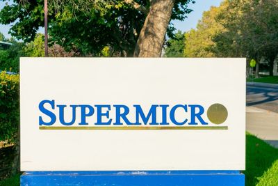 Super Micro Computer (SMCI) Stock Is Rallying Without News: What's Going On?