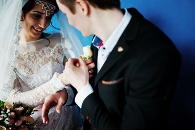 Marrying Overseas: 10 Clues She’s Only Marrying You to Get a Green Card