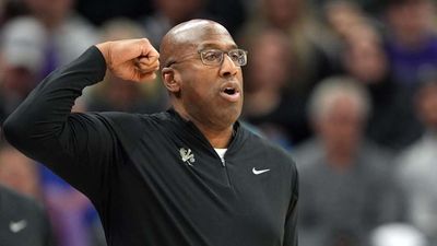 Veteran Coach Has Emerged As 'Strong Candidate' for Knicks Opening