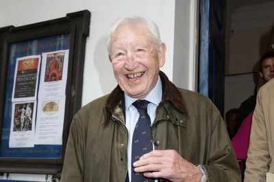 Tributes paid as journalist and TV presenter Sandy Gall dies aged 97
