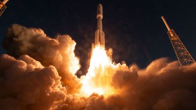 Shooting Stars: Rocket Lab Breaks Records (And Stock Up 640% In Past Year), AST SpaceMobile Impresses Defense, Kuiper Grows