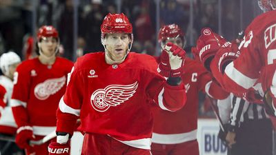 Red Wings Bring Back Patrick Kane on New One-Year Deal