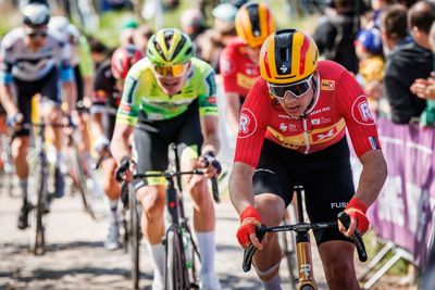 'Maybe I’m a super hero' - Tour de France rider on his miracle recovery from collarbone fracture two weeks before the start
