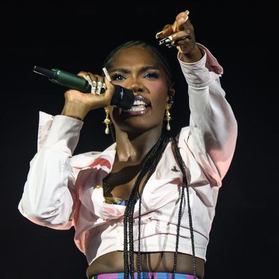 Doechii's Custom Vivienne Westwood Glastonbury Outfits Pay Homage to the Festival's Original It Girl