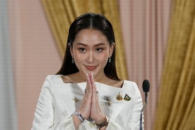Why a phone call could lead to downfall of Thai prime minister