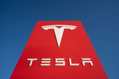 Tesla Stock Falls Nearly 5% In Tuesday Pre-Market: What's Going On?