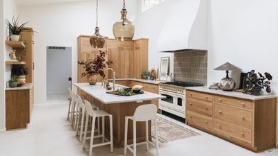 If you want to design a kitchen in 2025 that's going to look just as stylish in 2045, take notes from this midimalist space