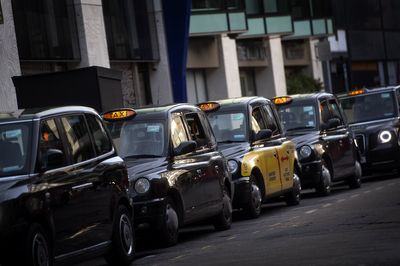 London taxi driver threatened with blackmail on camera for 'using phone while driving in slow moving traffic'
