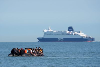 New record for number of migrants crossing Channel set in first half of 2025