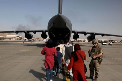 Afghan resettlement schemes to close to new applications under rule changes