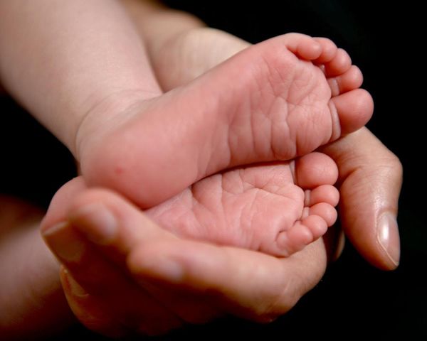 Births in England and Wales increase for first time since 2021