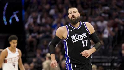 Nuggets Trade for Jonas Valanciunas in Deal With Kings