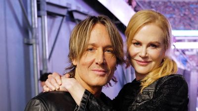 Keith Urban abruptly ends interview after being asked how he feels about Zac Efron and his wife