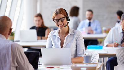 Helpdesk software vs ticketing software: what's the difference?