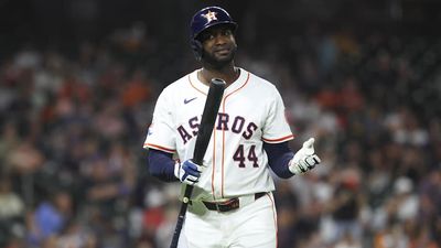 Astros' Yordan Alvarez Gets Concerning Update Amid Recovery From Hand Injury