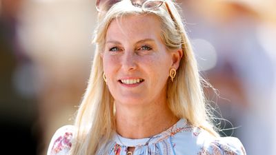 Duchess Sophie enjoys an ice-cream in the sunshine wearing adorable crochet bag and signature wedges
