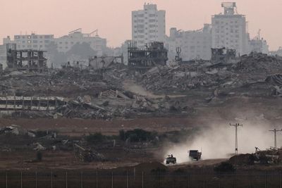 Trump claims Israel ready for Gaza peace deal as he seeks ceasefire